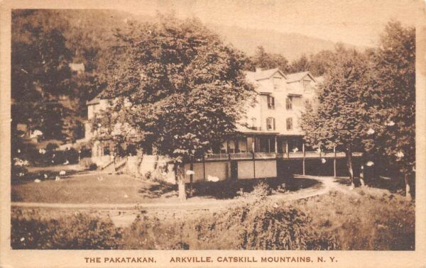 Arkville New York The Pakatakan White Borders Vintage Postcard U1822