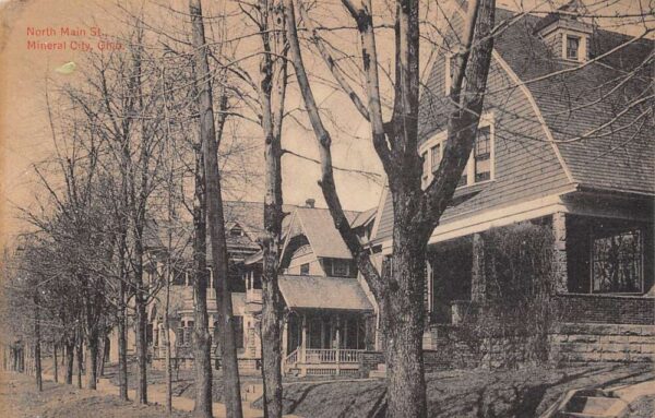 Mineral City Ohio North Main Street Private Residences Vintage Postcard U1928