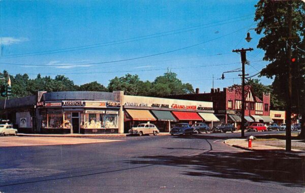 Ho-Ho-Kus New Jersey Main Shopping Center Drug Store Pictured Vintage PC U1935