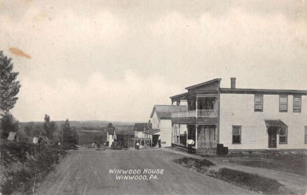 Winwood Pennsylvania Winwood House Street Scene Vintage Postcard AA64711