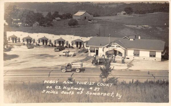 Somerset Kentucky Aerial View of Peggy Ann Tourist Court Real Photo PC U2413