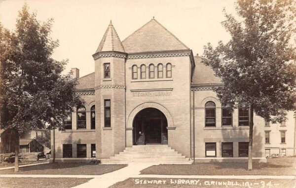Grinnell Iowa Stewart Library Real Photo Vintage Postcard U2418
