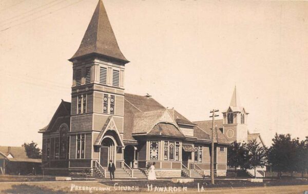 Hawarden Iowa Presbyterian Church Real Photo Vintage Postcard U2426