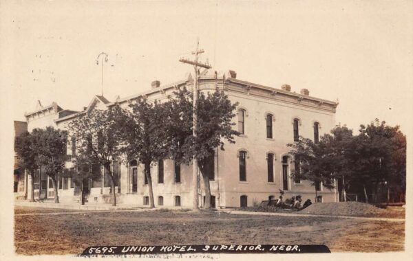 Superior Nebraska The Union Hotel Real Photo Vintage Postcard U2436