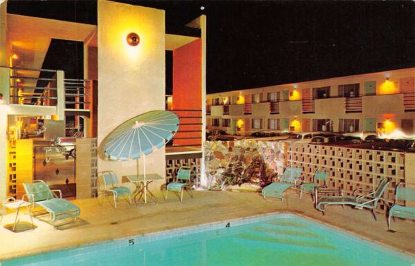 Sepulveda California Tahiti Motel Exterior & Pool Vintage Postcard U2632