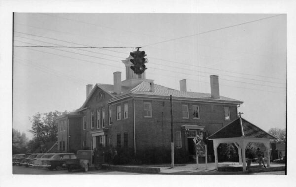 Irwinton Georgia Wilkinson County Court House Vintage Postcard AA64875