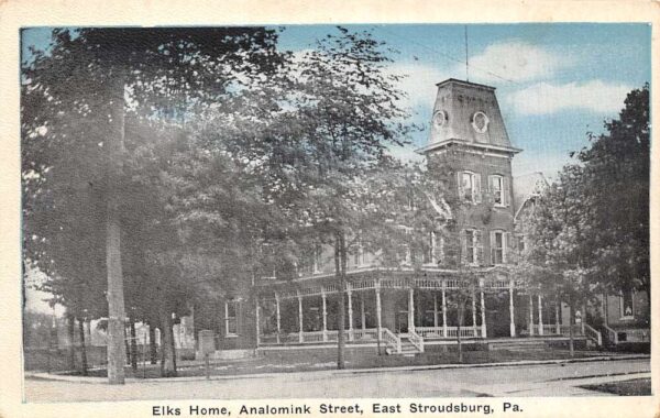 East Stroudsburg Pennsylvania Elks Home, Analomink Street Hand Colored PC U2766