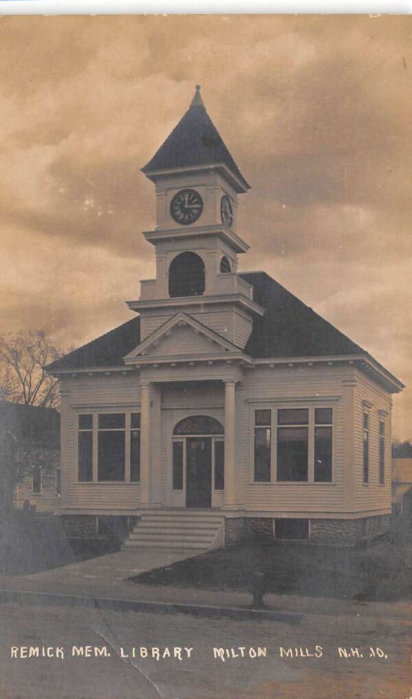 Milton Mills New Hampshire Remick Memorial Library Real Photo Vintage PC U2776