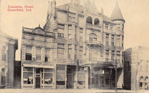 Greenfield Indiana Columbia Hotel B/W Photo Vintage Postcard U2838