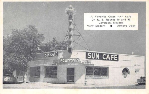 Lovelock Nevada The Sun Cafe B/W Photo Vintage Postcard U2960