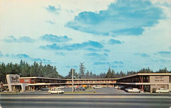 Crescent City California Pacific Motor Hotel Exterior, Photochrome PC U3064