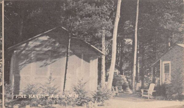 Antrim New Hampshire Pine Haven Tourist Resort B/W Photo Vintage Postcard U3083