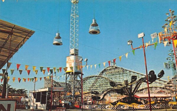 Long Beach California Nu-Pike Amusement Area Color Photochrome Postcard U3399