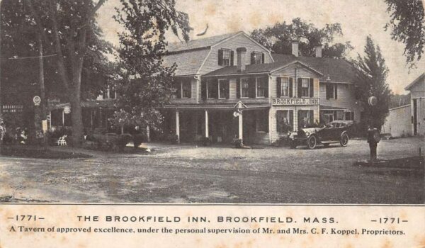 Brookfield Massachusetts The Brookfield Inn B/W Photo Lithograph Postcard U3570