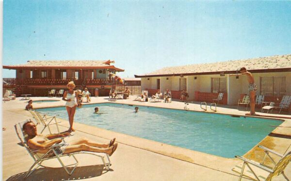 Long Beach California Landmark Motel Swimming Pool Vintage Postcard AA66450