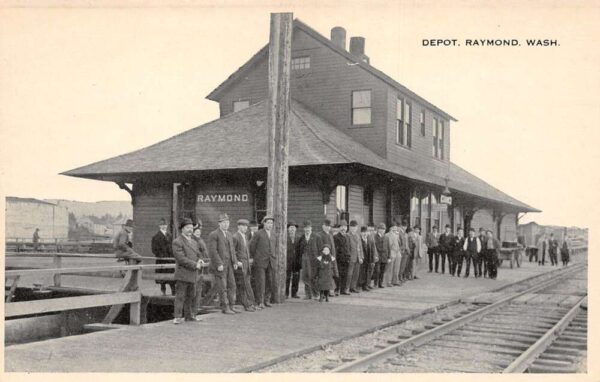 Ramond Washington Depot Train Station Vintage Postcard AA66943