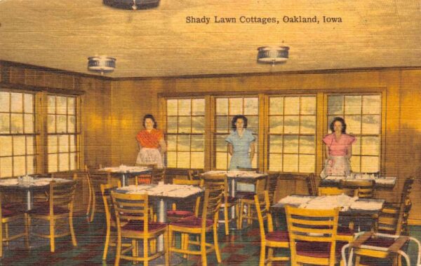 Oakland Iowa Shady Lawn Cottages Restaurant Dining Room Vintage Postcard AA68143