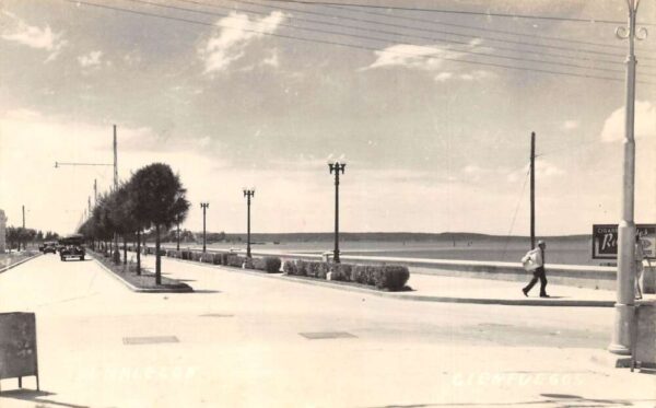 Cienfuegos Cuba El Malecon Real Photo Vintage Postcard AA68689