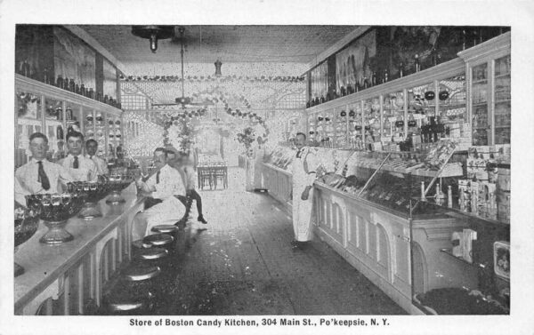 Po'keepsie New York Boston Candy Kitchen B/W Lithograph Vintage Postcard U6747