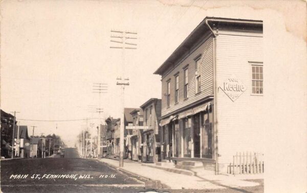 Fennimore Wisconsin Main Street Real Photo Vintage Postcard U5305