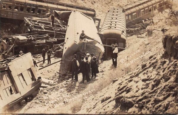 Marenga Washington 1911 Train Wreck Disaster Real Photo Vintage Postcard AA68921