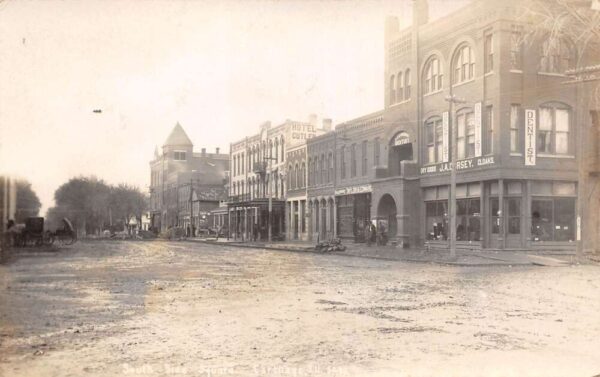 Casper Wyoming 2nd Avenue, Looking East, Real Photo Vintage Postcard U5891 - Image 5