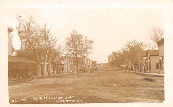 Lone Rock Wisconsin Main St., Looking South Real Photo Vintage Postcard U5901