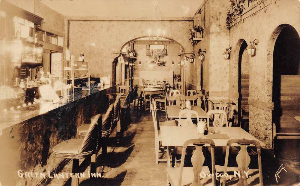 Owego Illinois Green Lantern Inn, Interior Real Photo Vintage Postcard U5933