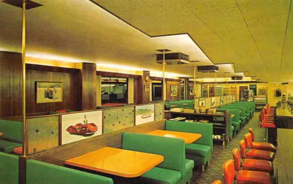 Wendover Utah Western Cafe, Interior, Photochrome Vintage Postcard U6128