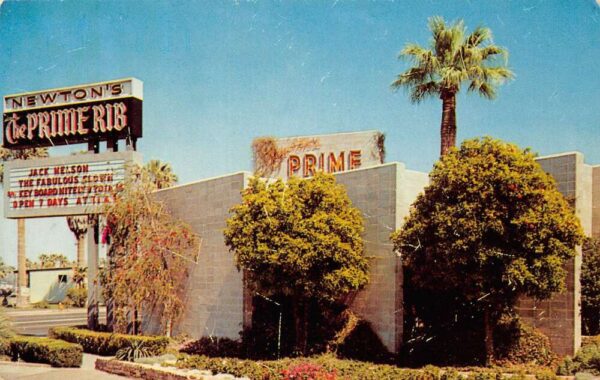 Phoenix Arizona Newton's Prime Rib Restaurant Photochrome Vintage Postcard U6178
