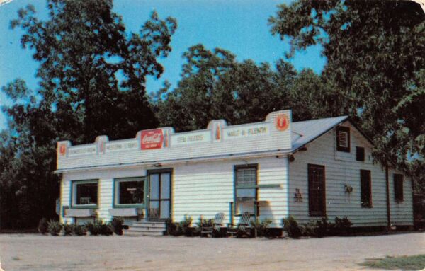 Monticello Florida Drawdys Grill, Exterior, Coca Cola Signs Vintage PC U6184