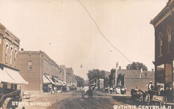 Guthrie Center Iowa State Street Real Photo Vintage Postcard AA69057