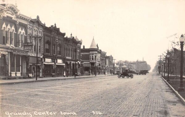 Grundy Center Iowa Town View Real Photo Vintage Postcard U6323
