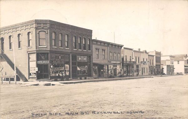 Rockwell Iowa South Side, Main St., Drug Store Real Photo Vintage Postcard U6633