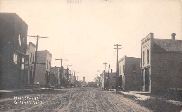 Gillett Wisconsin Main Street Real Photo Vintage Postcard U6641