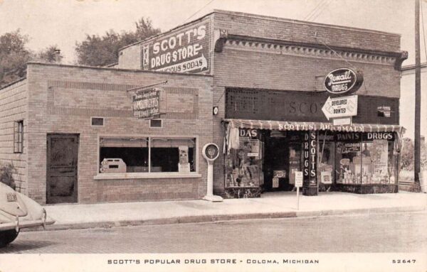 Coloma Michigan Scott's Popular Drug Store B/W Photo Print Vintage PC U6732