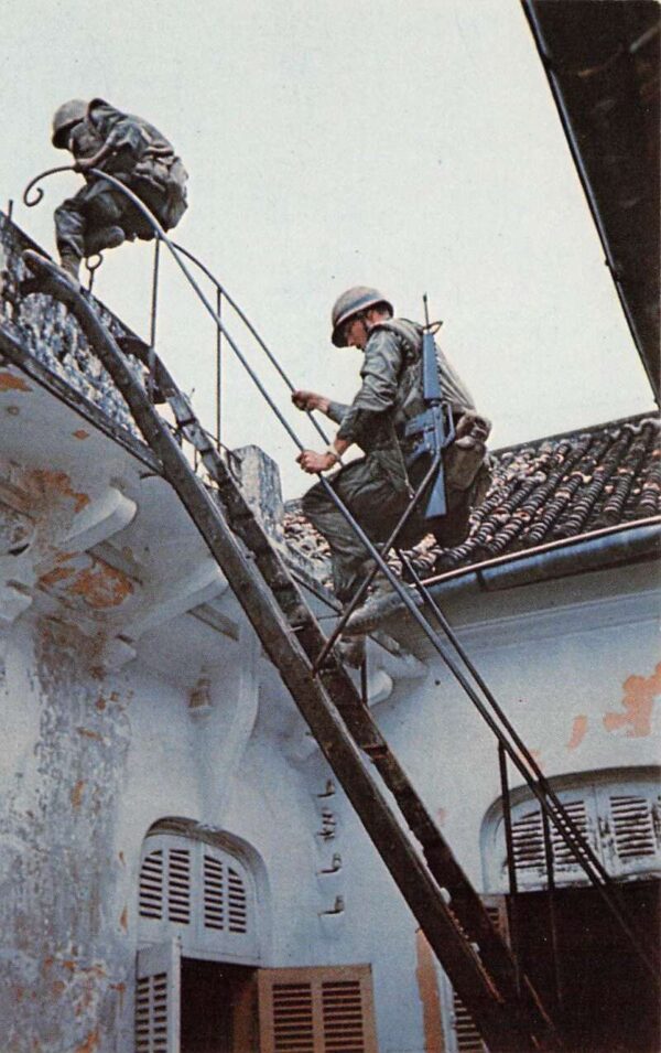 US Military Vietnam War Roof Top Fighting Vintage Postcard AA69281