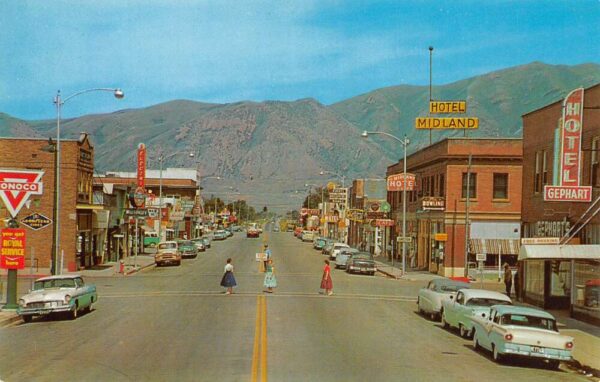 Tremonton Utah Main Street w/ Gas Pump Vintage Postcard TT0061