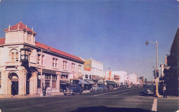 Fullerton California Looking N. on Spadra Ave., at Commonwealth Postcard U6989