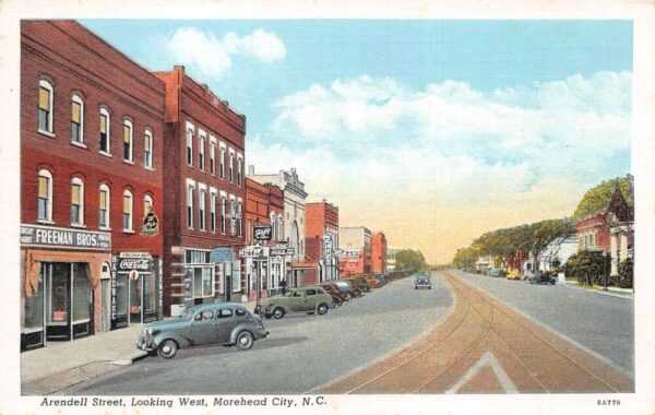 Morehead City North Carolina Arendell St., W., Coca Cola Sign, White Border PC U7036