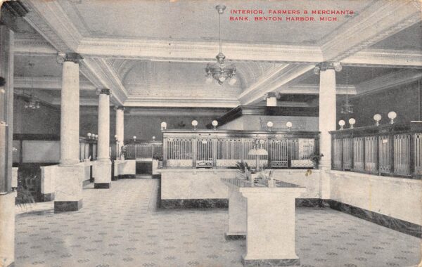 Benton Harbor Michigan Farmers & Merchants Bank, Interior Vintage PC U7653