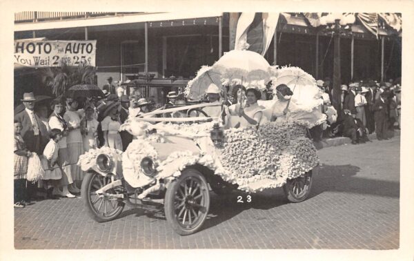 St. Petersburg Florida Parade Scene, Float Real Photo Vintage Postcard U8067