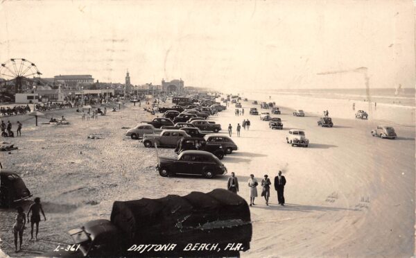 Daytona Beach Florida Beach & Cars Scene, Ferris Wheel, Real Photo PC U8095