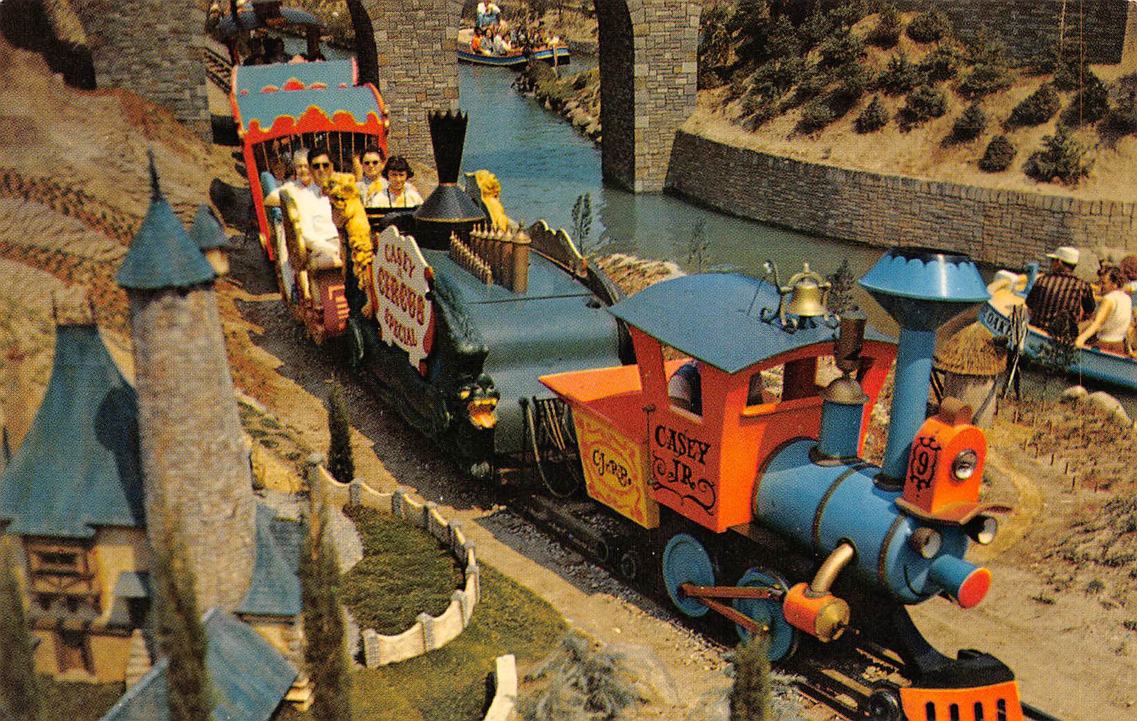 Anaheim California Casey Jr. Train Ride, Fantasyland, Disneyland PC ...