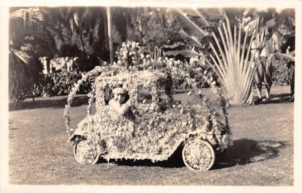 Miami Florida Miami Fruit & Flower Pageant Scene, Child In Float, Vintage RPPC U8230