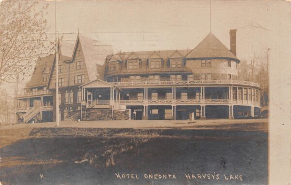 Harvey's Lake Pennsylvania Hotel Oneonta, Real Photo Vintage Postcard U8265