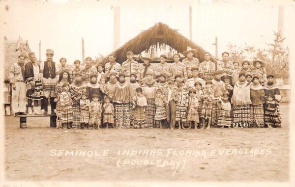 Florida Everglades Seminole Indian Village Doubleday Real Photo Postcard AA70092