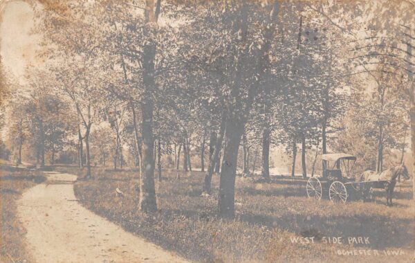 Rochester Iowa West Side Park, Real Photo Vintage Postcard U9590