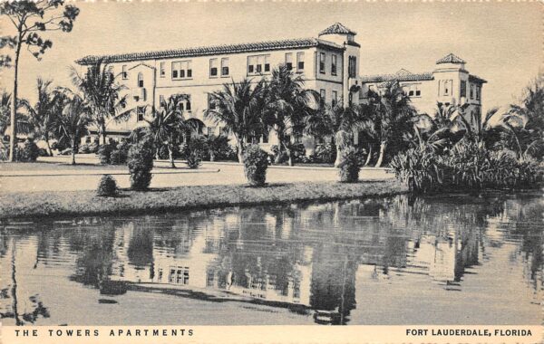 Ft. Lauderdale Florida The Towers Apartments, Divided Back Vintage PC U9956