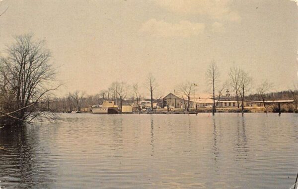 Millville New Jersey Boat Building, Photochrome Vintage Postcard U10255
